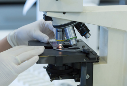 Enhance Microscopic Precision with BABIO’s Premium Oil Mirror Oil